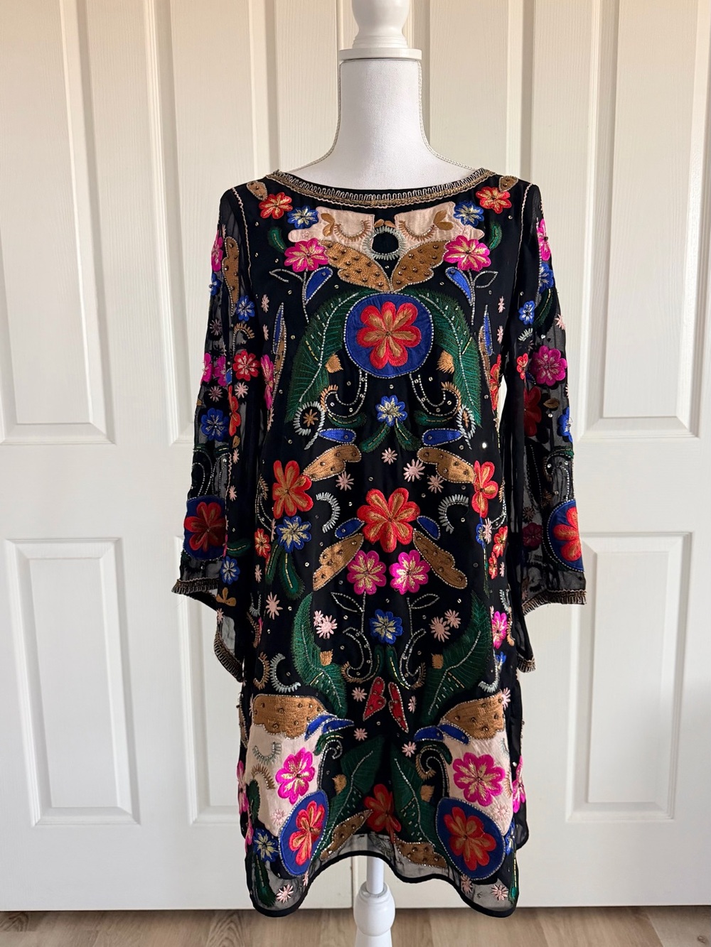 Alice + Olivia Eleonora Black Sequins Beaded Floral Mini Dress - Picture 14 of 16